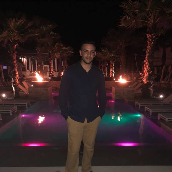 Meet your Posher, Francesco - Picture 1 of 1